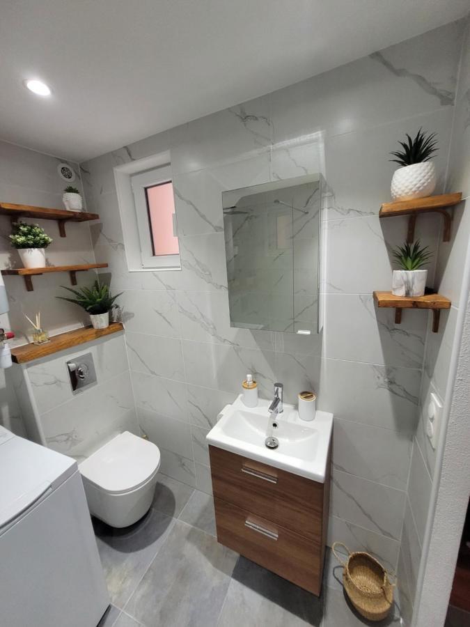 Au Coeur Du Citron Apartment Ментона Екстериор снимка
